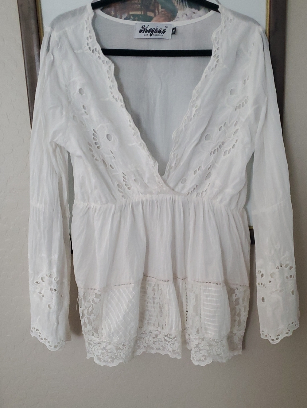 Meghan LA White Eyelet Lace Tunic Blouse